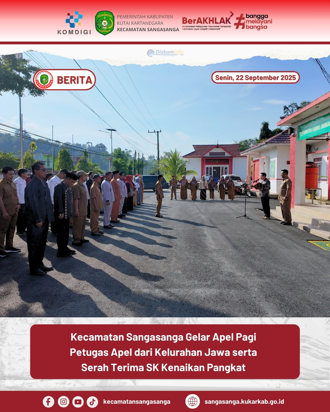 Kecamatan Sangasanga Gelar Apel Pagi dan Serah Terima SK Kenaikan Pangkat